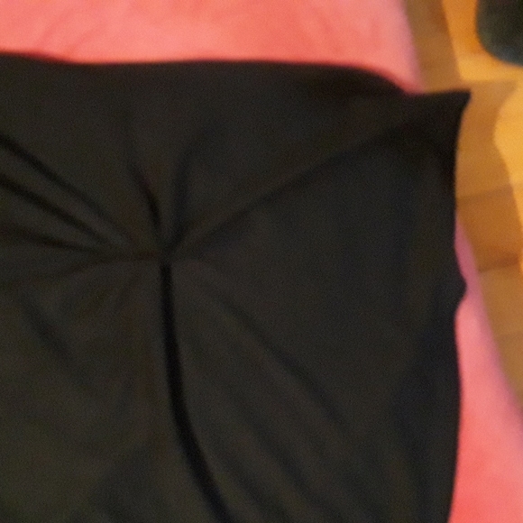 🎈NWOT | BANANA REPLUBLIC Short Sleeve Black Blouse - size L 🎈 - Picture 2 of 4